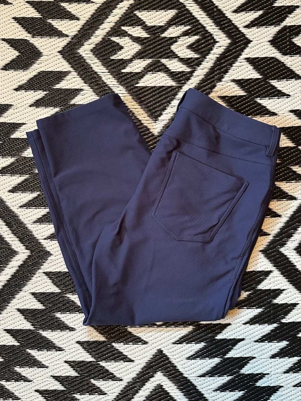 Lululemon ABC Dress Heavyweight Fabric Pants